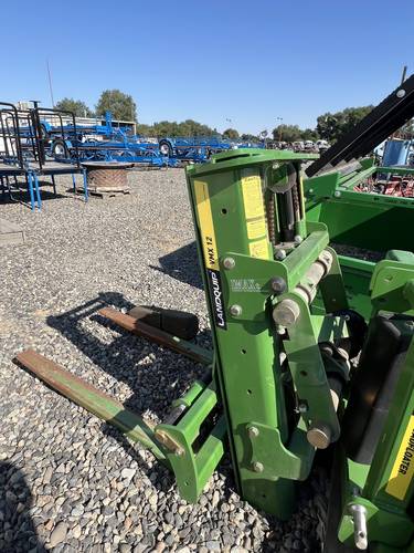 Landquip forklift mast