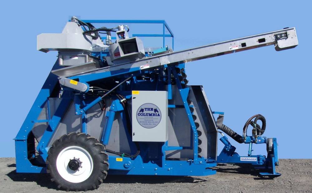 Blueline Columbia Grape Harvester