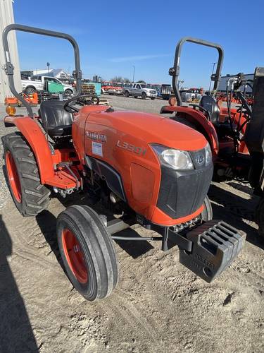 Kubota L3301F